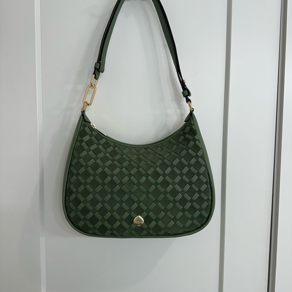 Chic Olive Woven Shoulder Bag - Picture 6 of 12
